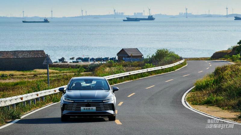 限時(shí)2000抵7000 比亞迪驅(qū)逐艦05冠軍版成年輕家庭首購(gòu)超值之選