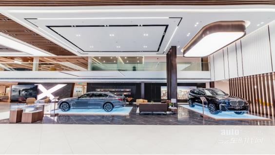 以客戶為中心 全新BMW領(lǐng)創(chuàng)經(jīng)銷商成都龍泉中寶隆重開業(yè)